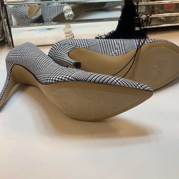 Marc Fisher MF Darren Houndstooth Heels 5.5M - Picture 4 of 6